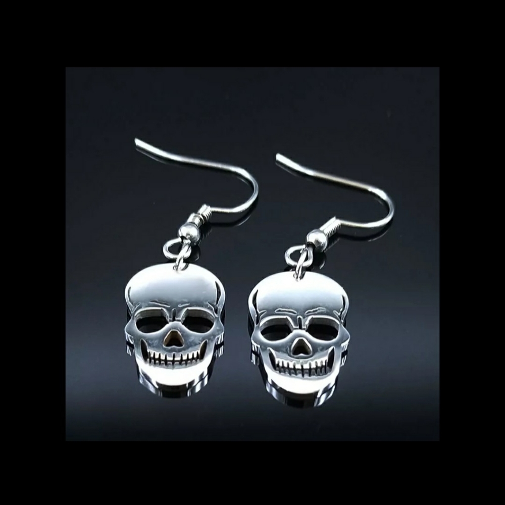 Small Skull 💀 Drop Earrings